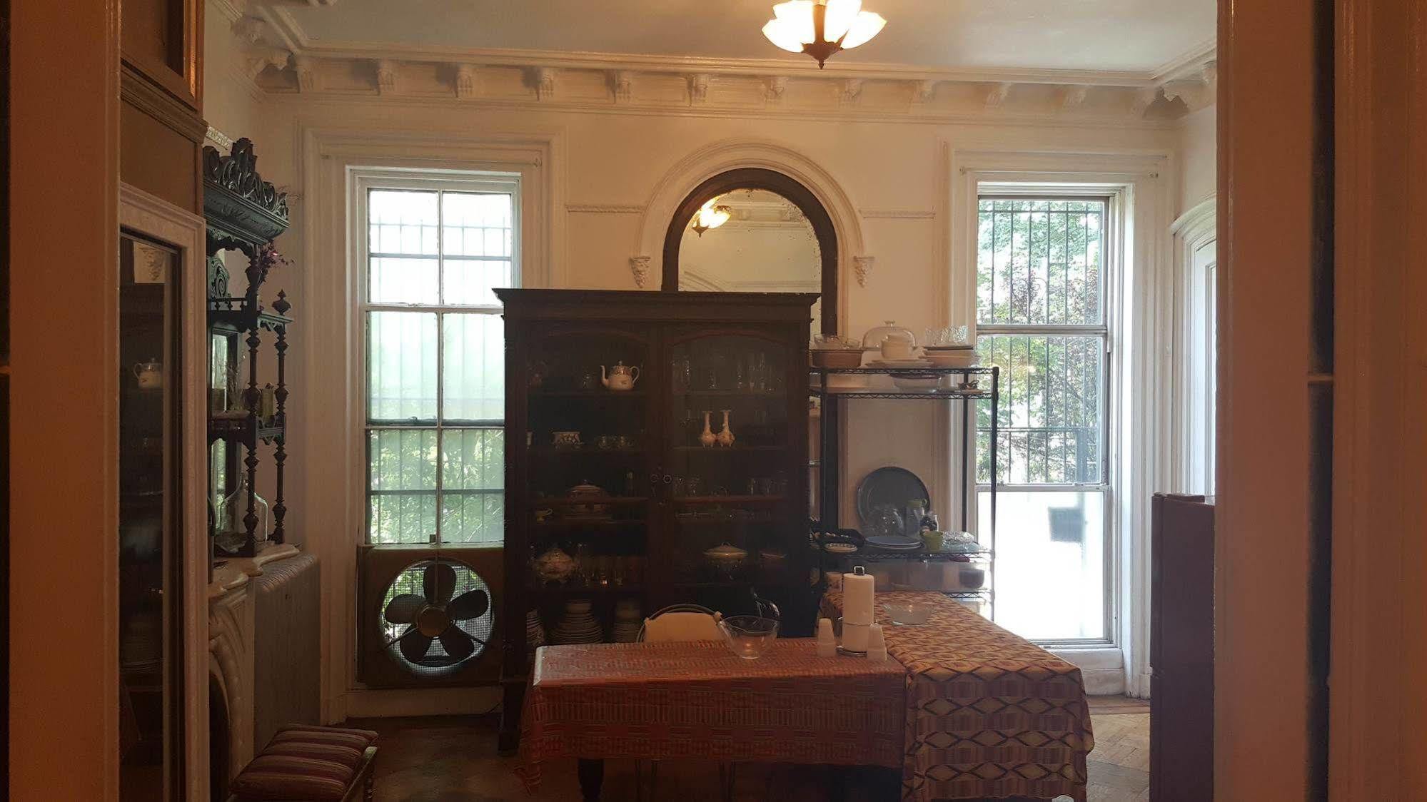 Illumination Bed & Breakfast New York City Exterior photo